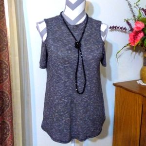 Sexy Cold Shoulder Top